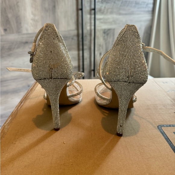 Sparkly Bow Heels - Picture 4 of 4